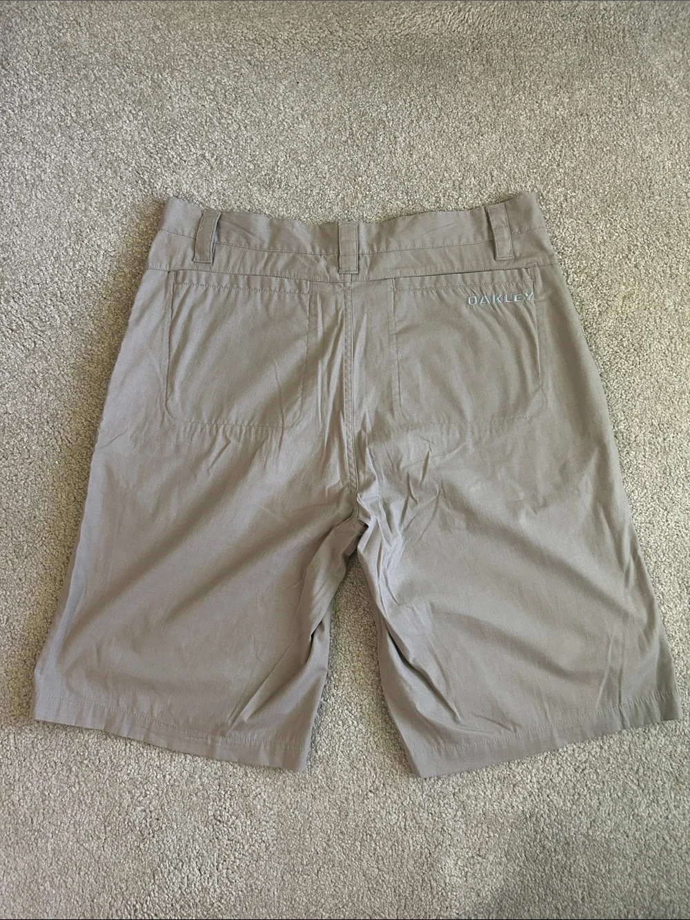Oakley Men's Tan Flat-Front Shorts